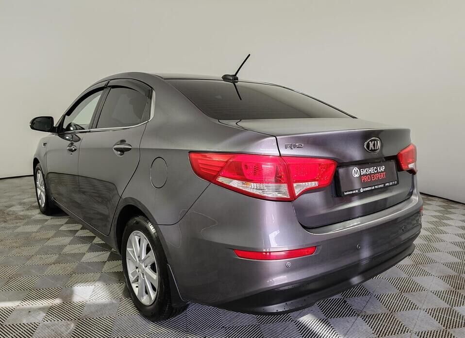 Kia Rio 1.6 MT (123 л.с.)