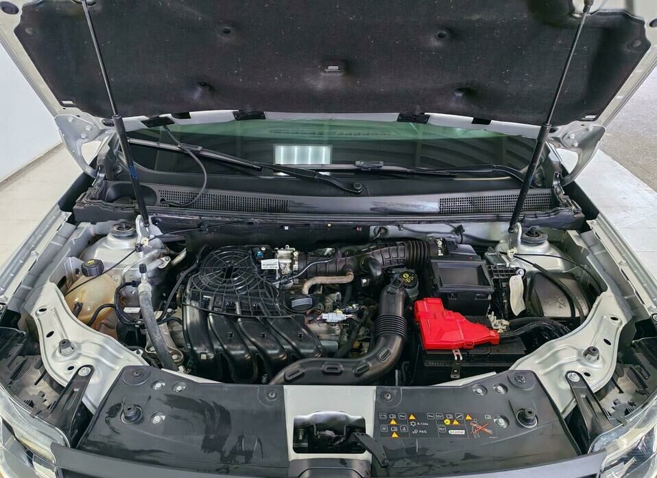 Renault Duster 1.6 MT (117 л.с.) 4WD