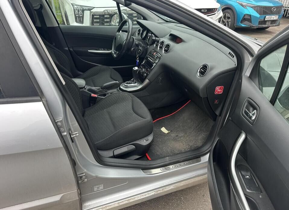 Peugeot 308, I Рестайлинг 1.6 AT (120 л.с.)