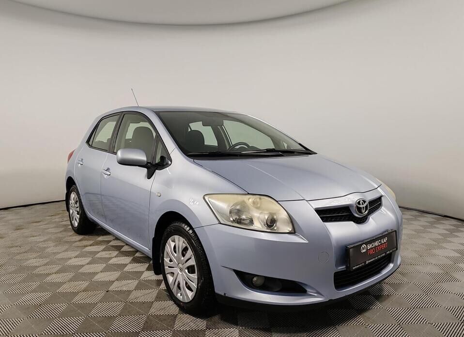Toyota Auris, I 1.6 AMT (124 л.с.)