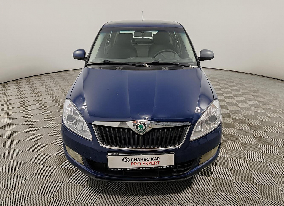 Skoda Fabia, II Рестайлинг 1.4 MT (86 л.с.)
