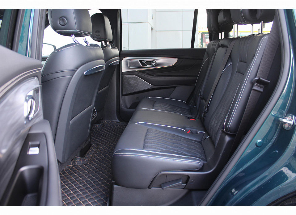 GAC GS8, II 2.0 AT (231 л.с.) 4WD