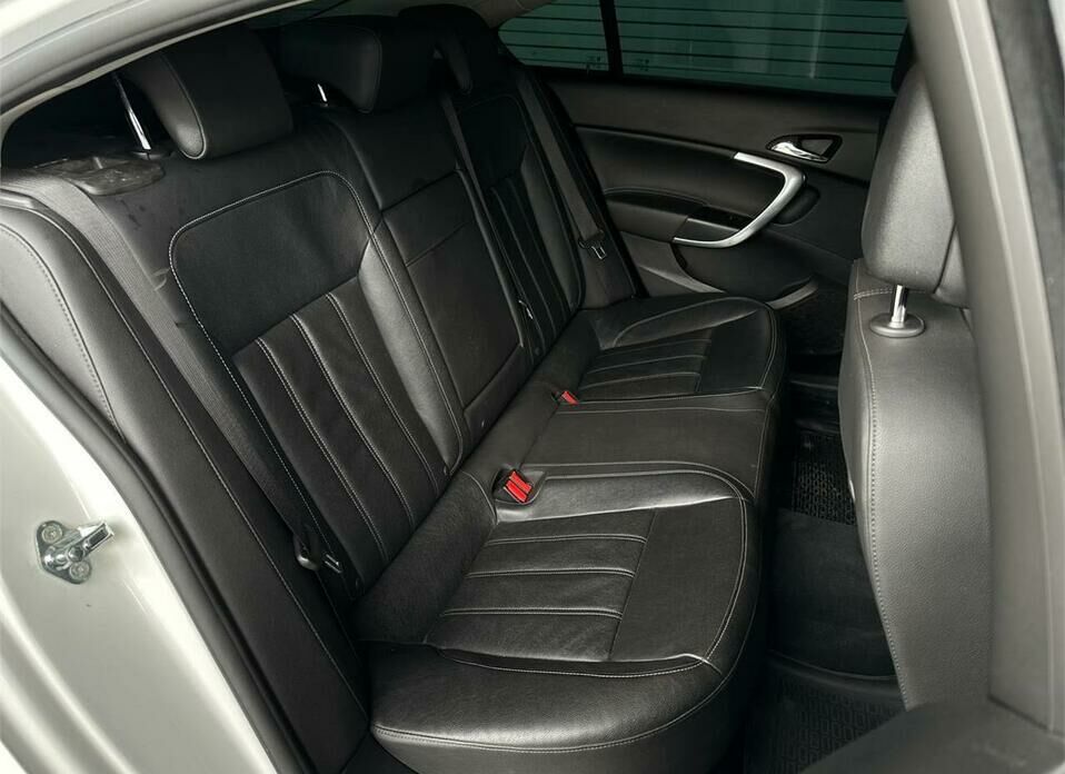 Opel Insignia 1.6 AT (170 л.с.)