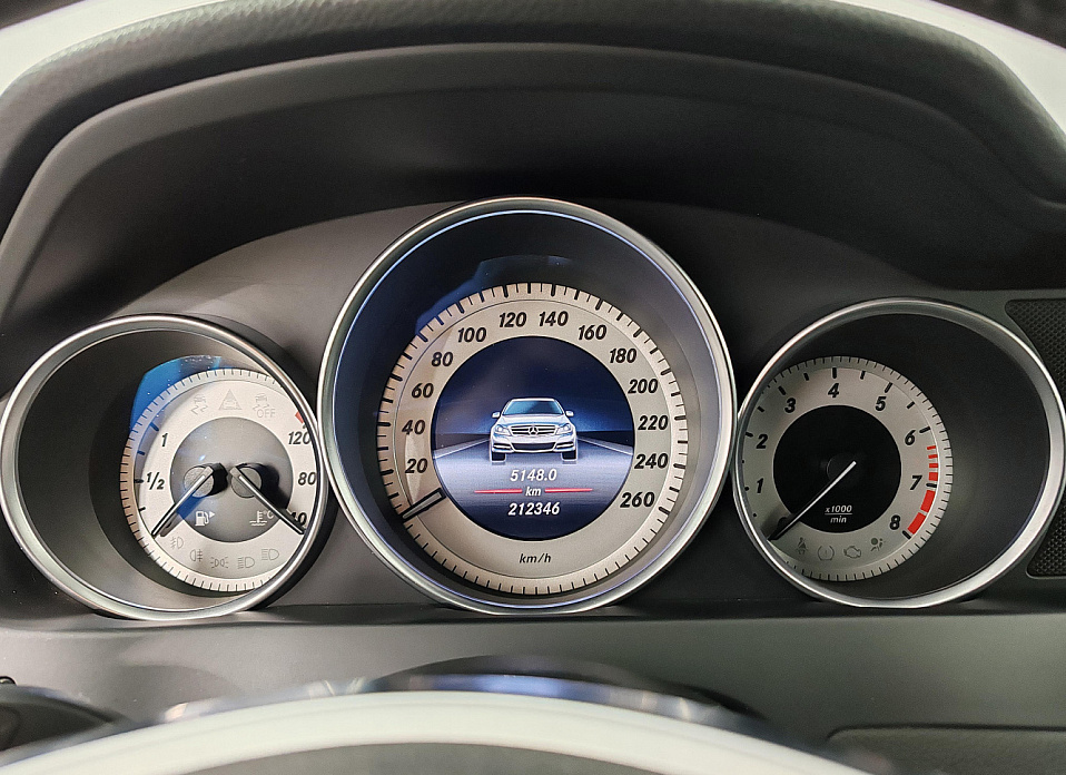 Mercedes-Benz C-Класс, III (W204) Рестайлинг 180 1.6 AT (156 л.с.)