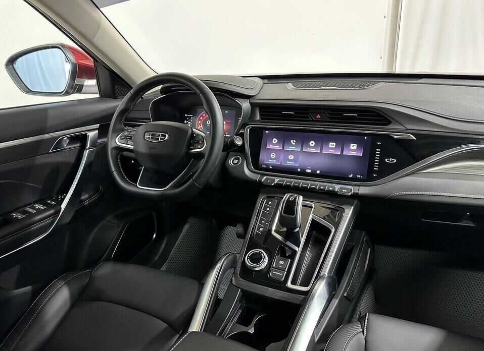 Geely Atlas Pro 1.5 AT (150 л.с.)