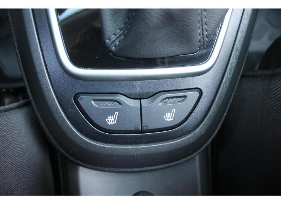 LADA (ВАЗ) Vesta 1.6 CVT (113 л.с.)