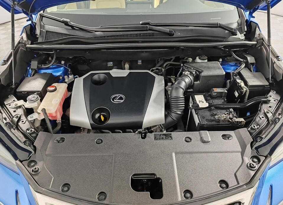 Lexus NX, I 200 2.0 CVT (150 л.с.) 4WD