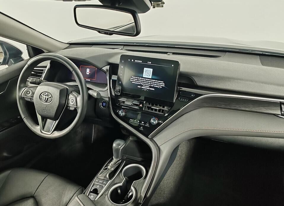 Toyota Camry, VIII (XV70) Рестайлинг 2.5 AT (206 л.с.)