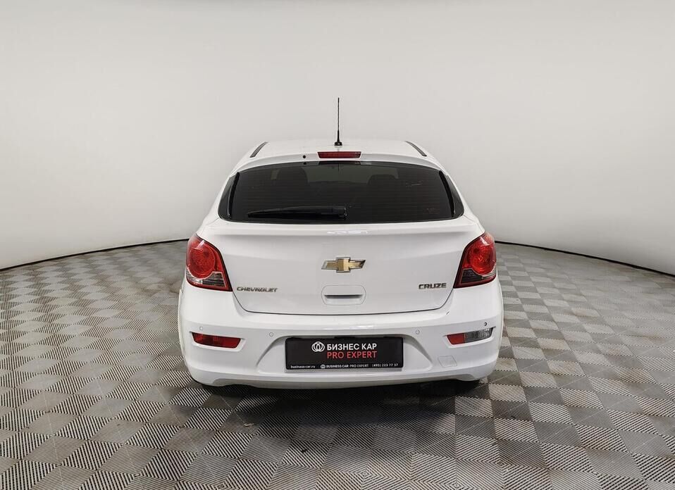 Chevrolet Cruze 1.8 AT (141 л.с.)