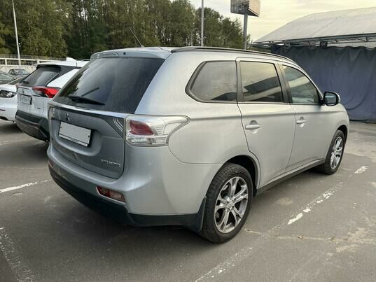 Mitsubishi Outlander, 2013 г., 254 806 км