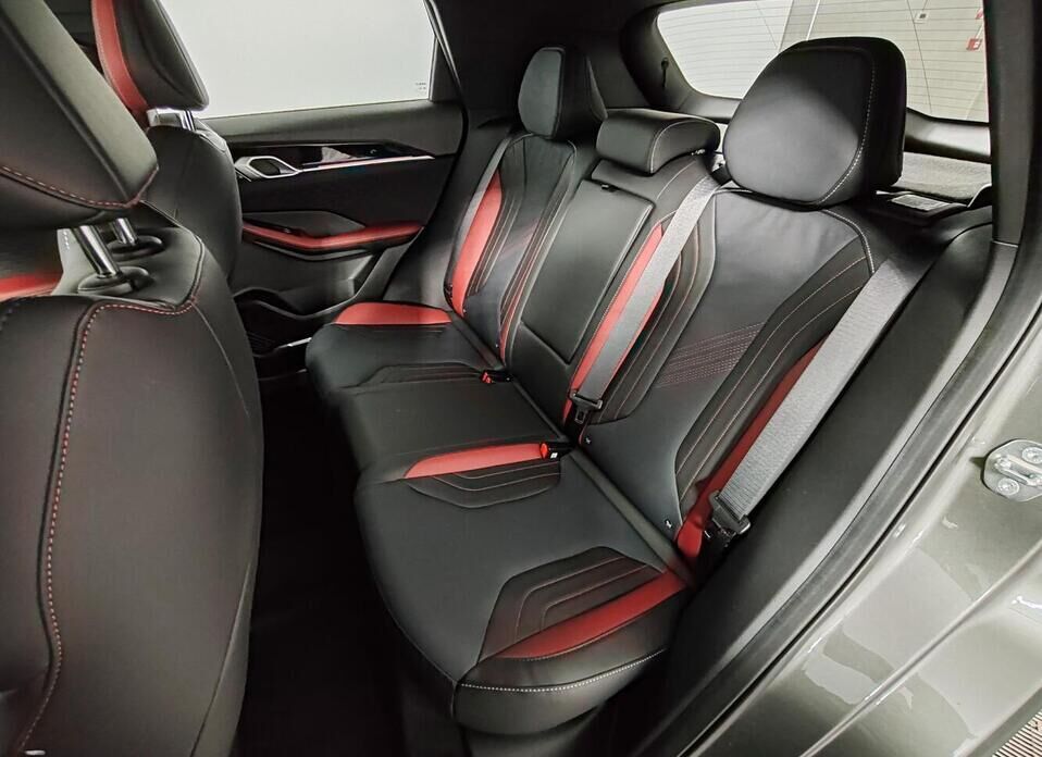 Geely Coolray, I Рестайлинг 1.5 AMT (147 л.с.)