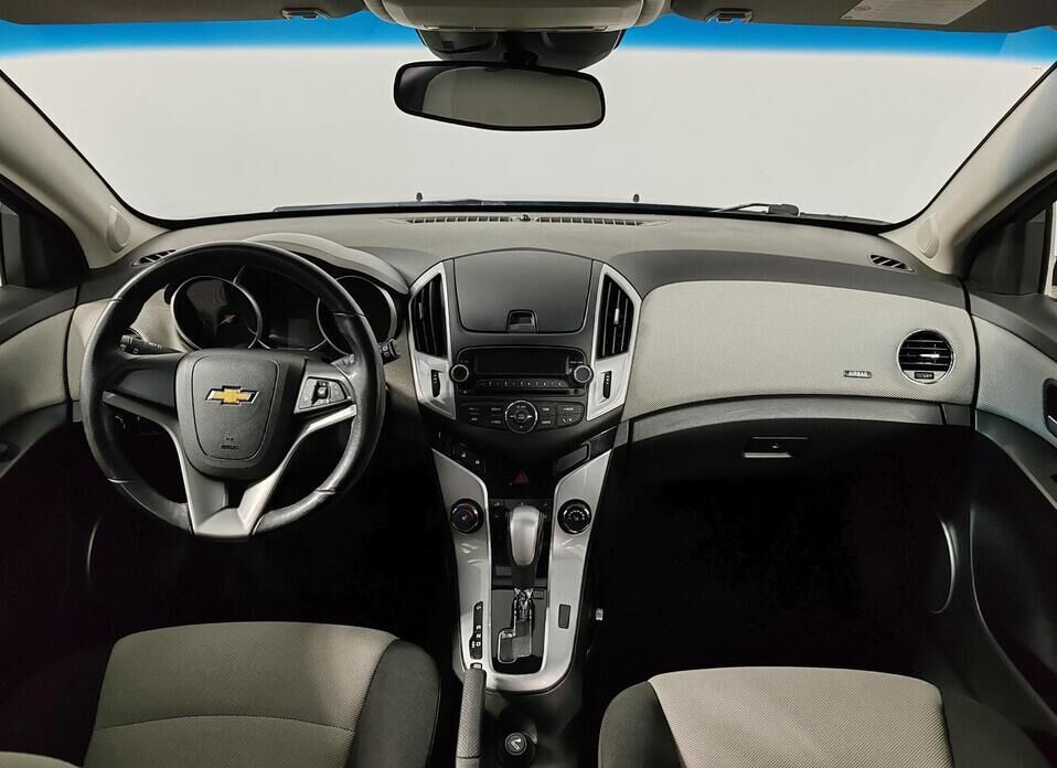 Chevrolet Cruze, I Рестайлинг 1.6 AT (109 л.с.)