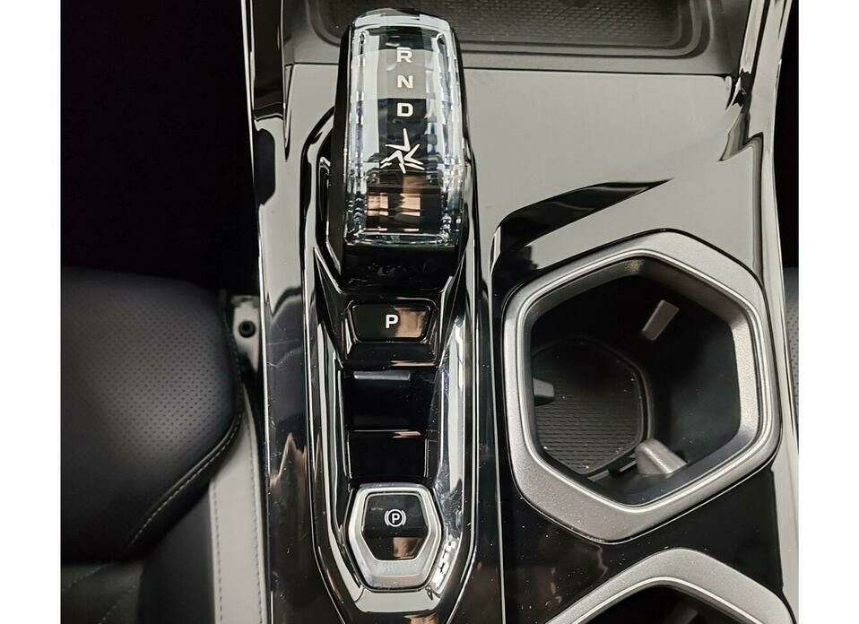 Geely Atlas 2.0 AT (200 л.с.) 4WD