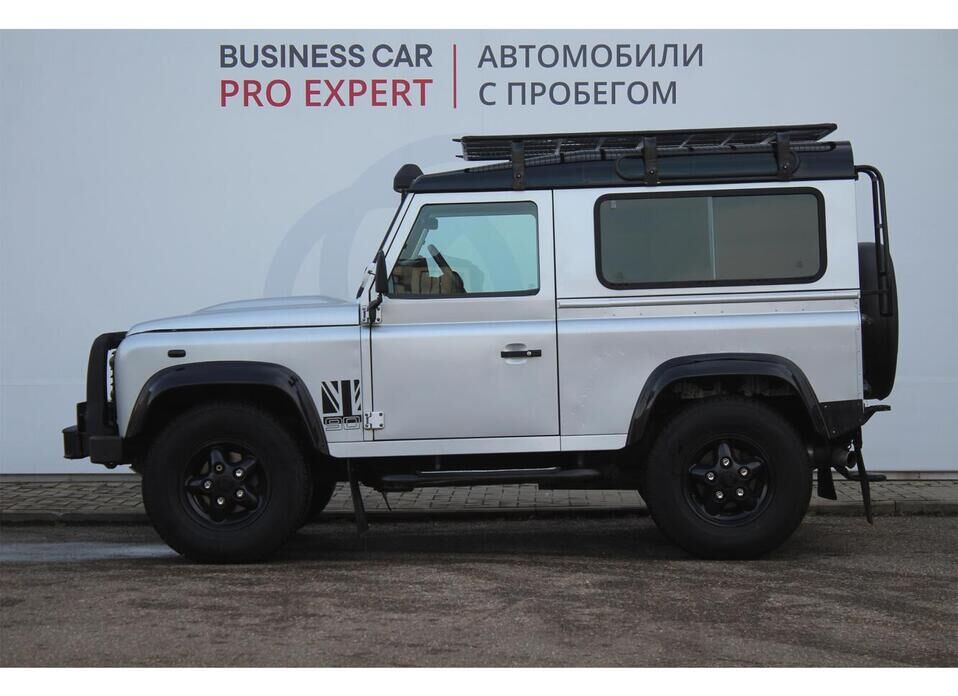 Land Rover Defender, I Рестайлинг 90 2.4d MT (122 л.с.) 4WD