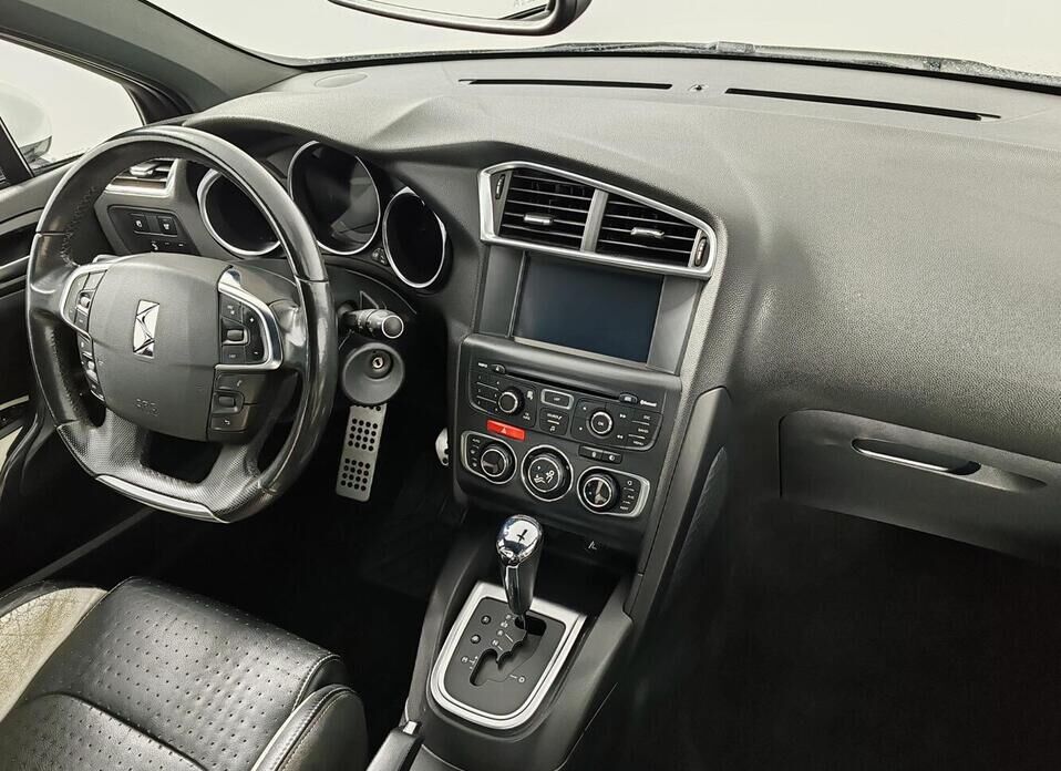 Citroen DS4 1.6 AT (150 л.с.)