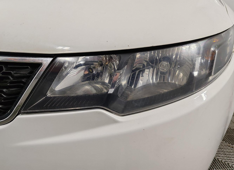 Kia Cerato, II 5-speed 1.6 MT (126 л.с.)