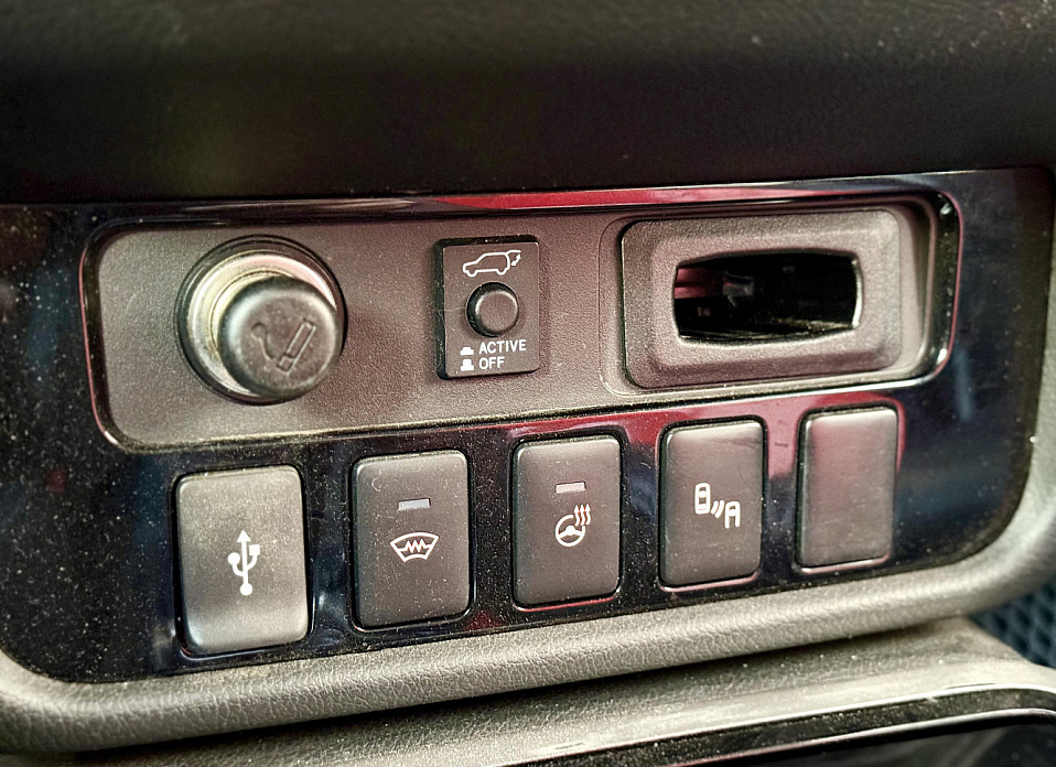 Mitsubishi Outlander, III Рестайлинг 3 2.4 CVT (167 л.с.) 4WD