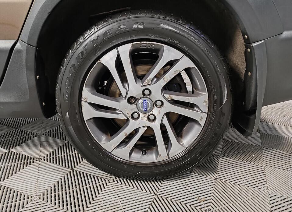 Volvo XC70, II 2.4d AT (163 л.с.) 4WD