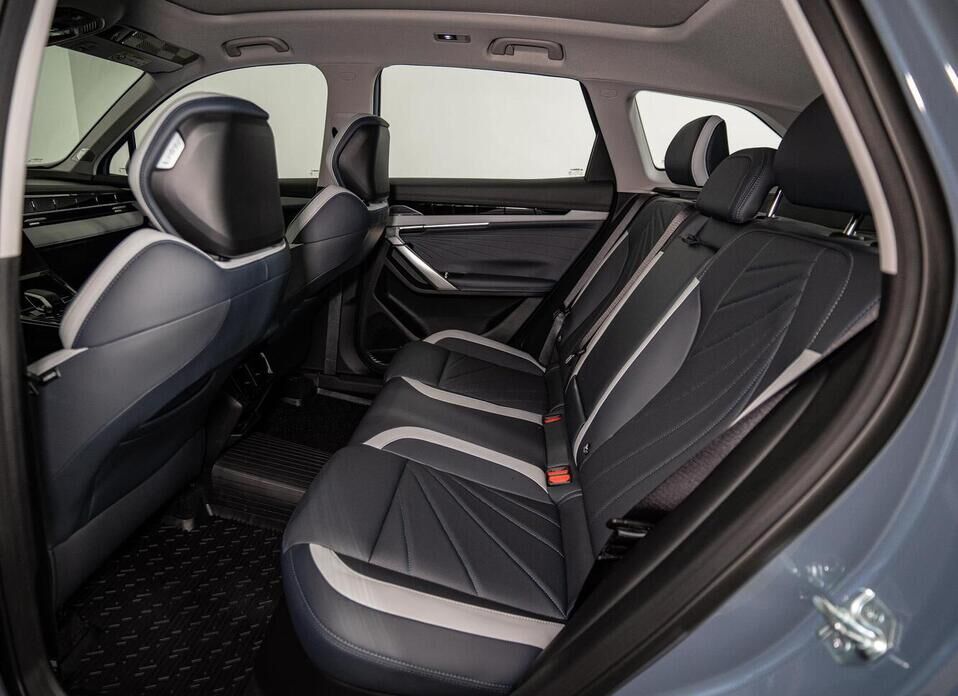 Geely Atlas, II 2.0 AT (200 л.с.) 4WD