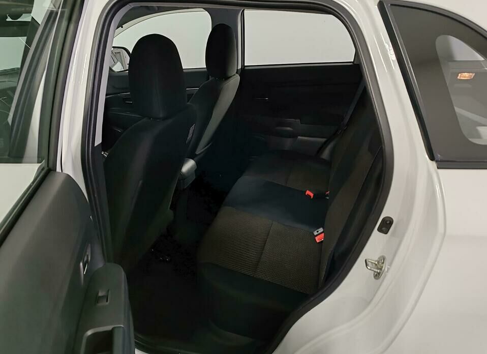 Mitsubishi ASX 1.6 MT (117 л.с.)