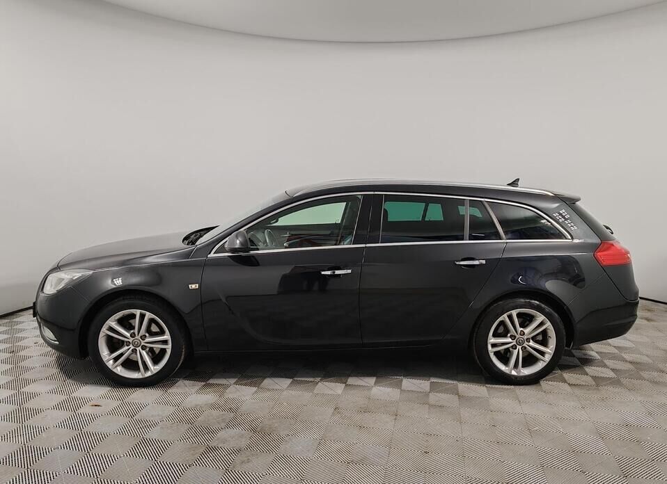 Opel Insignia, I 2.0 AT (220 л.с.)