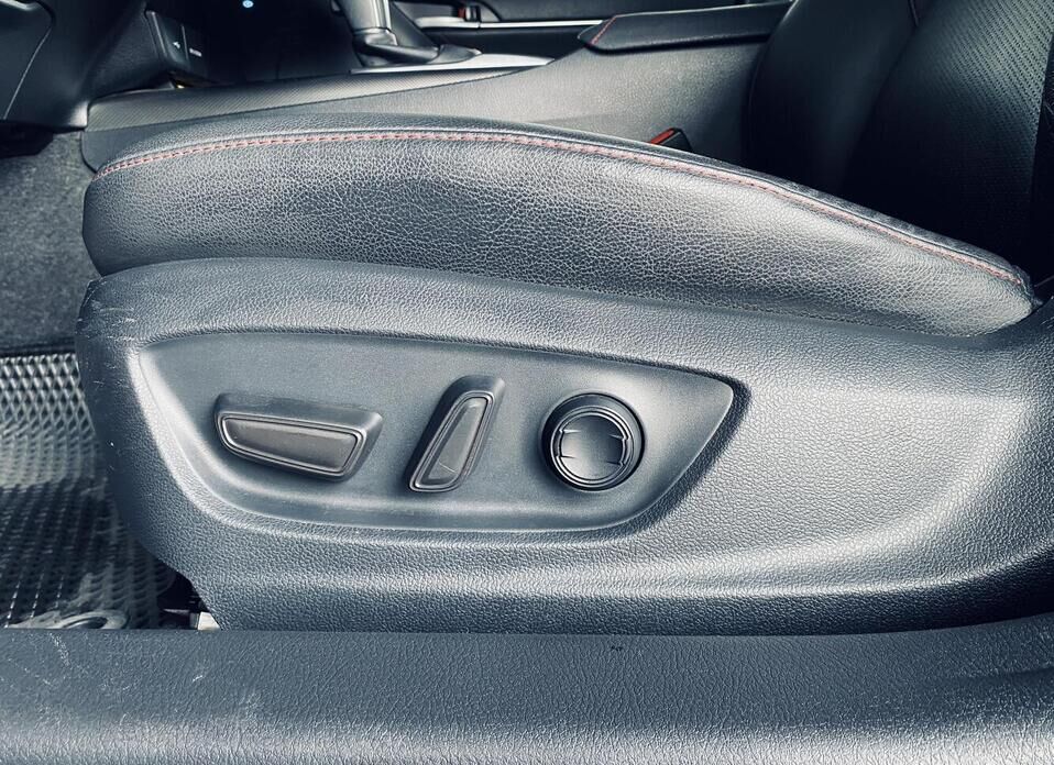 Toyota Camry, VIII (XV70) Рестайлинг 3.5 AT (249 л.с.)