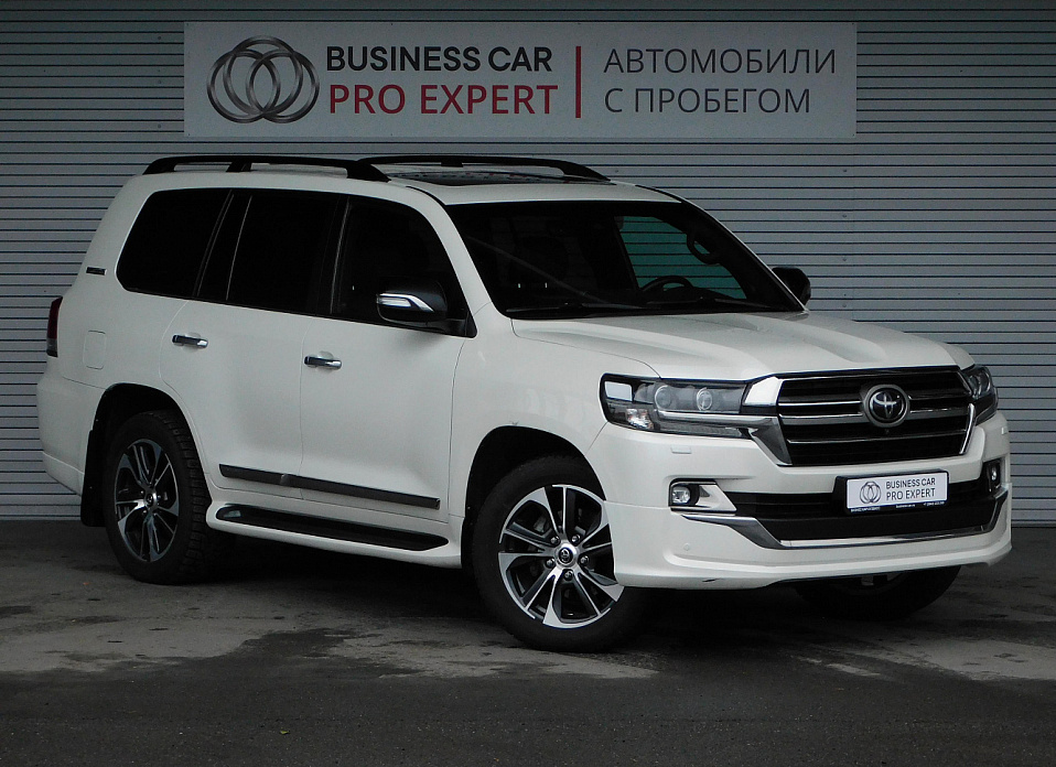 Toyota Land Cruiser, 200 Series Рестайлинг 2 4.6 AT (309 л.с.) 4WD