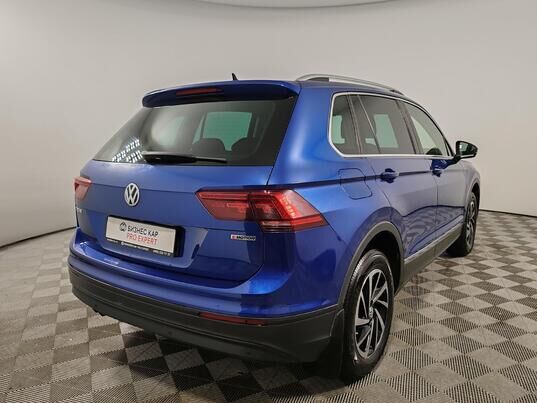Volkswagen Tiguan, 2018&nbsp;г., 188&nbsp;333&nbsp;км