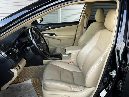 Toyota Camry, 2015&nbsp;г., 233&nbsp;691&nbsp;км