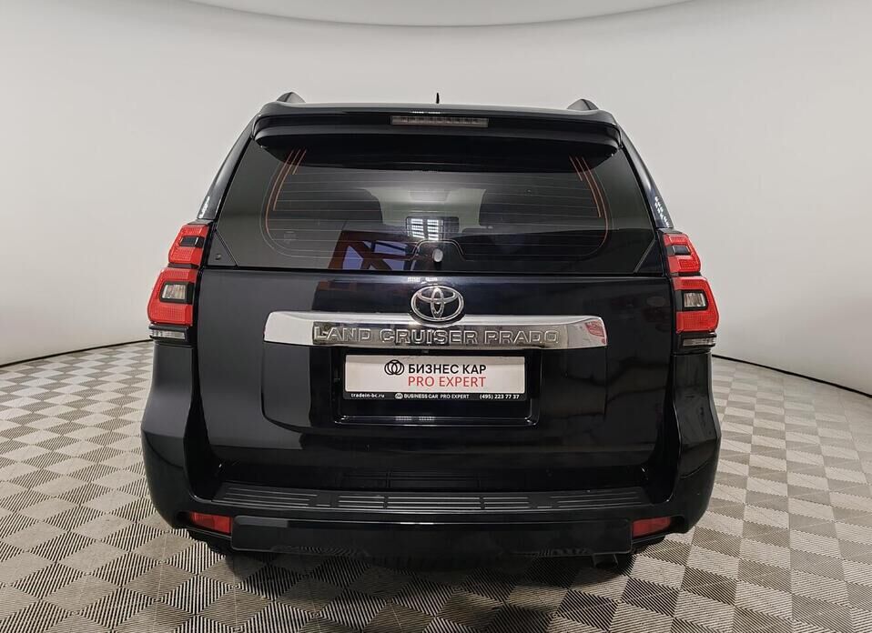 Toyota Land Cruiser Prado, 150 Series Рестайлинг 2 2.8d AT (177 л.с.) 4WD