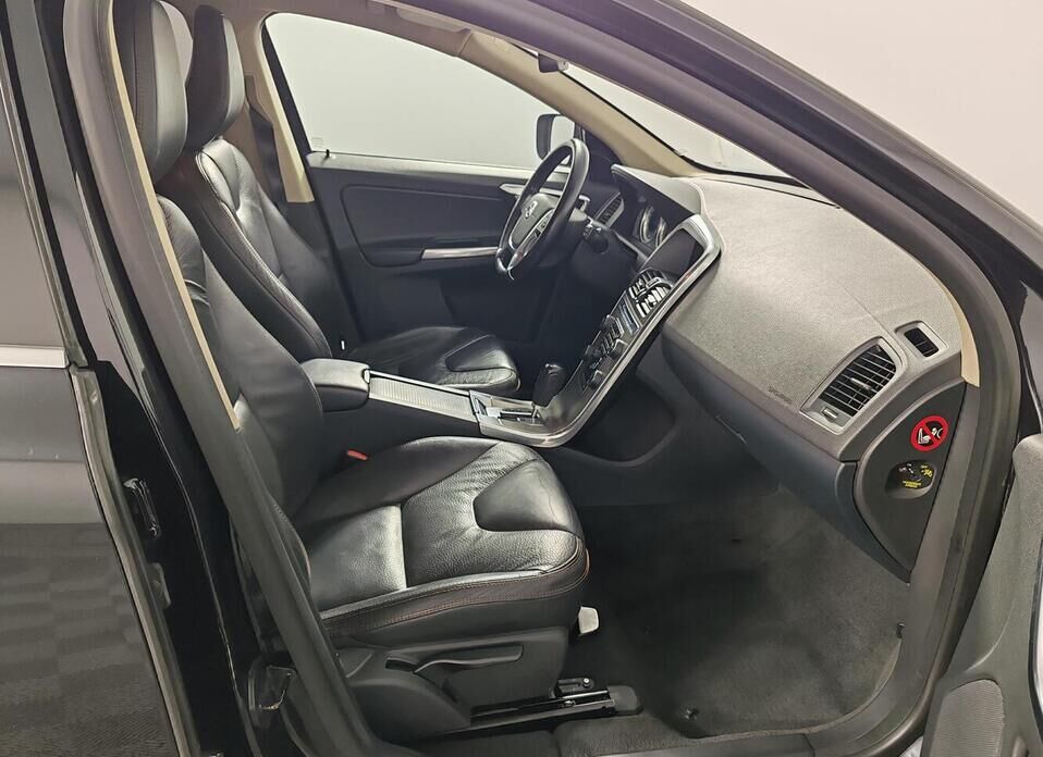 Volvo XC60, I 2.4d AT (163 л.с.) 4WD