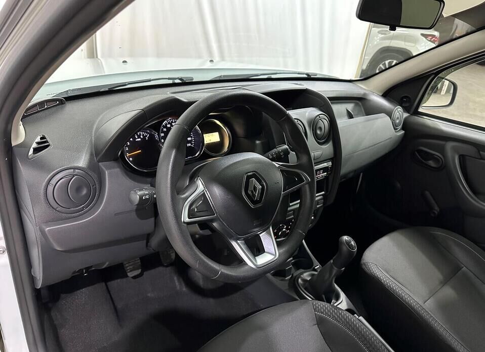 Renault Duster, I Рестайлинг 1.6 MT (114 л.с.)