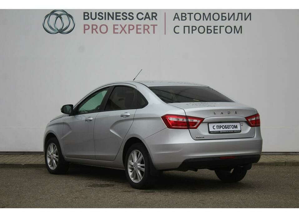 LADA (ВАЗ) Vesta 1.6 AMT (106 л.с.)