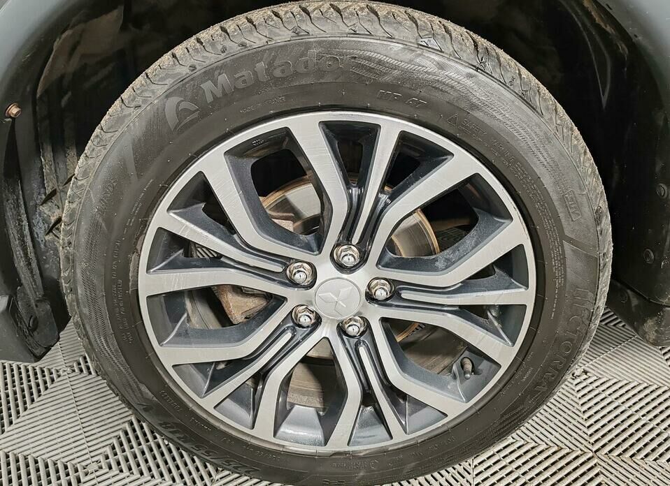 Mitsubishi Outlander 2.0 CVT (146 л.с.) 4WD