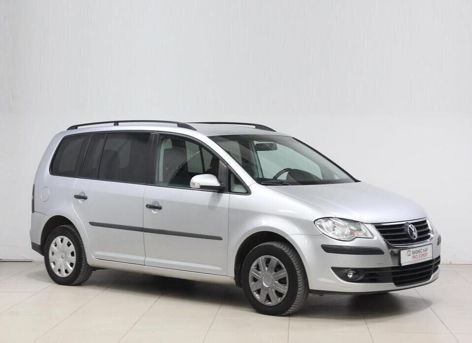 Volkswagen Touran, I Рестайлинг 1.6 MT (102 л.с.)