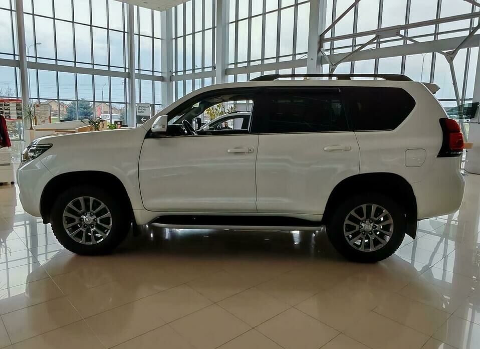 Toyota Land Cruiser Prado 2.8d AT (177 л.с.) 4WD