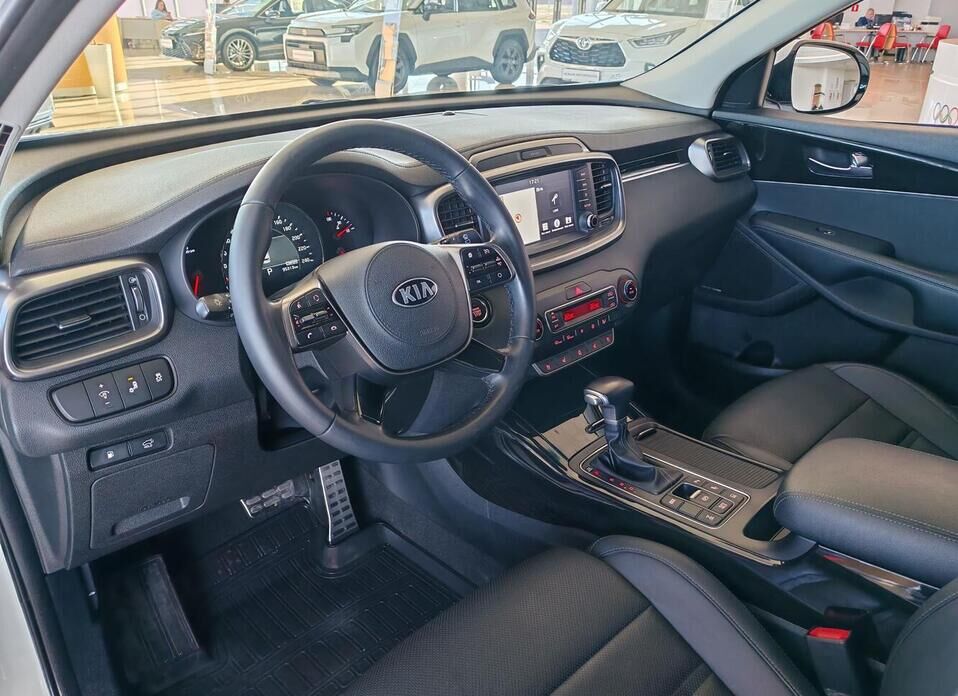 Kia Sorento, III Prime Рестайлинг 2.2d AT (200 л.с.) 4WD