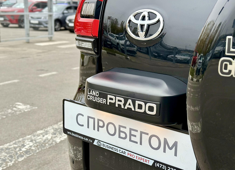 Toyota Land Cruiser Prado, 150 Series Рестайлинг 3 2.8d AT (204 л.с.) 4WD