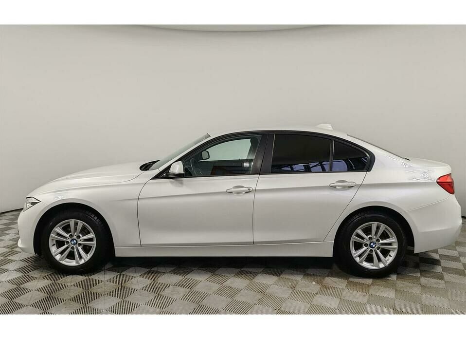 BMW 3 серии 318i 1.5 AT (136 л.с.)