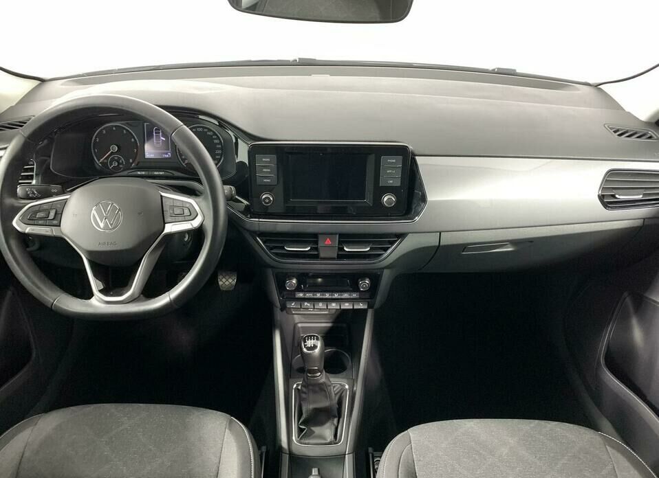 Volkswagen Polo 1.6 MT (110 л.с.)