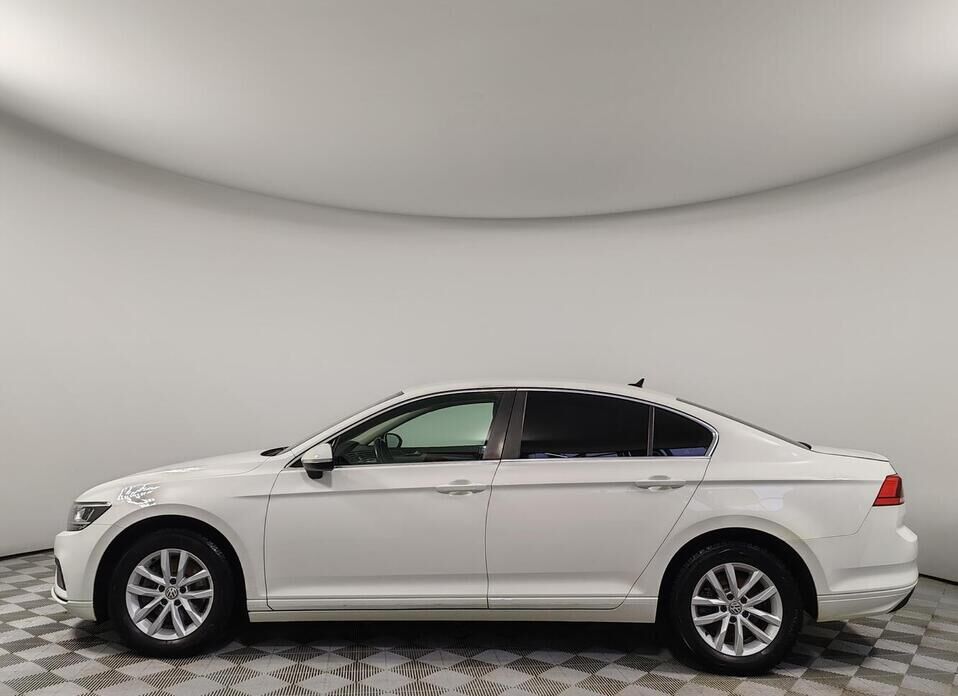 Volkswagen Passat, B8 Рестайлинг 1.4 AMT (150 л.с.)
