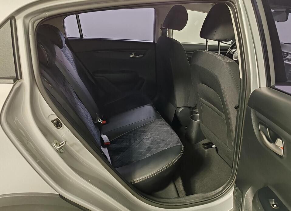 Kia Rio, IV X-Line 1.6 AT (123 л.с.)