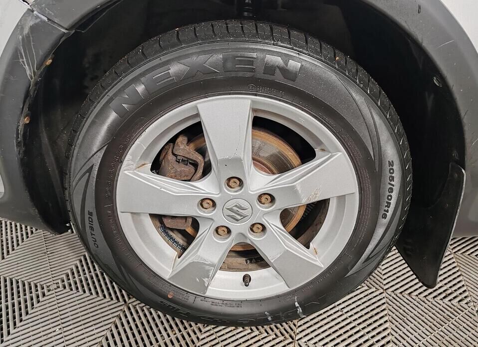Suzuki SX4, I (Classic) Рестайлинг 1.6 AT (112 л.с.)