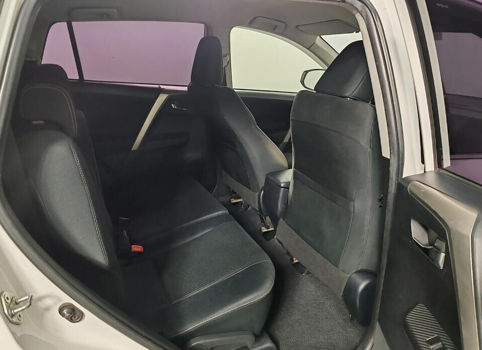 Toyota RAV4, IV (CA40) 2.0 CVT (146 л.с.) 4WD