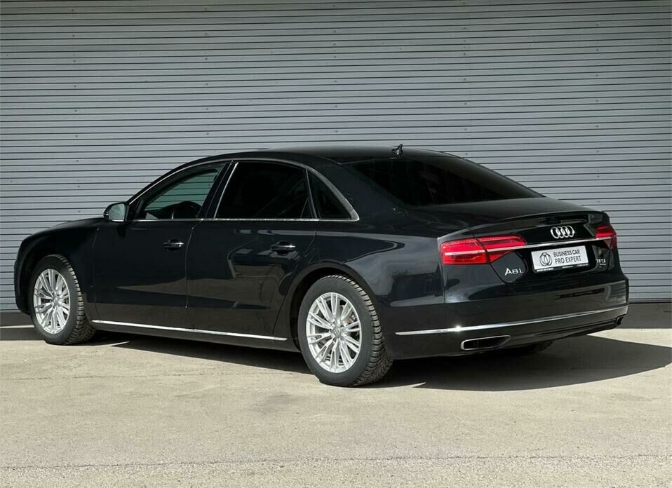 Audi A8 Long 3.0 AT (310 л.с.) 4WD