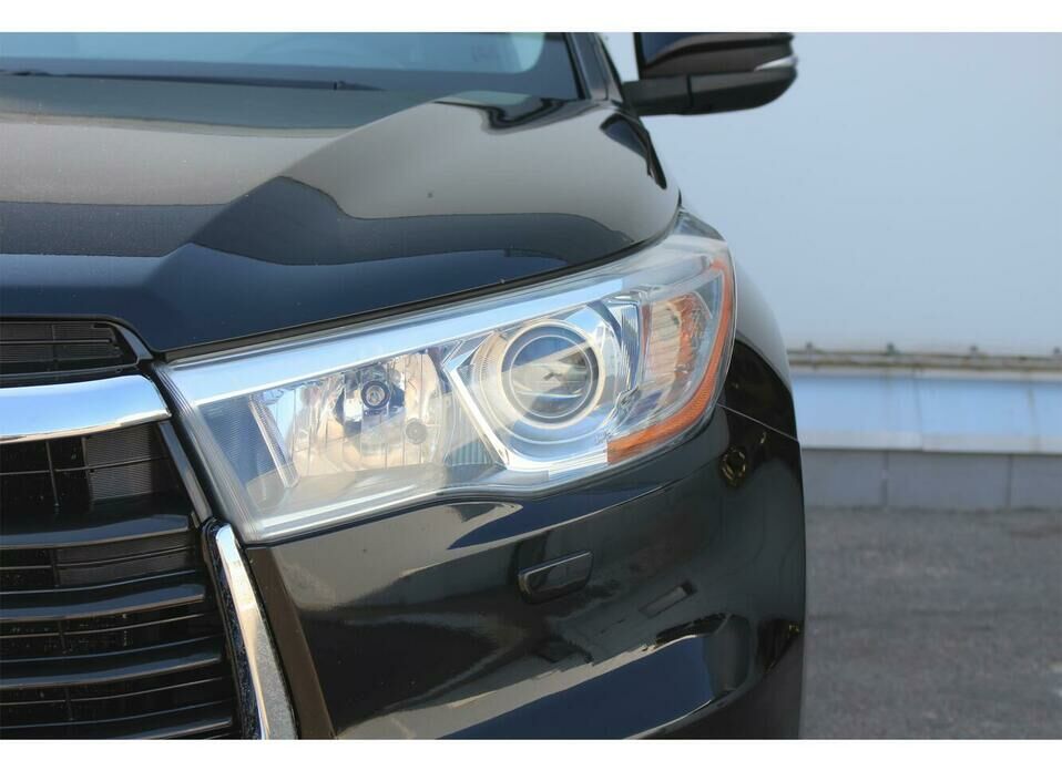 Toyota Highlander 3.5 AT (249 л.с.) 4WD