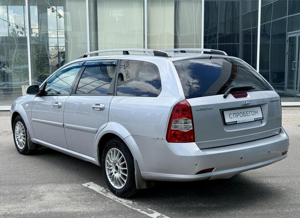 Chevrolet Lacetti, I 1.6 MT (109 л.с.)