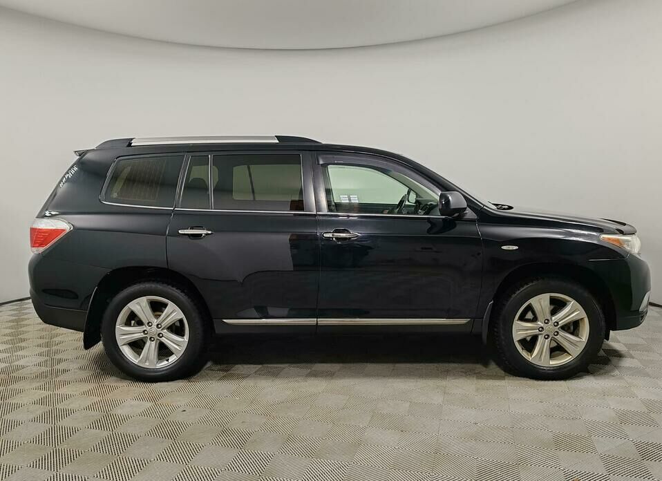 Toyota Highlander 3.5 AT (273 л.с.) 4WD