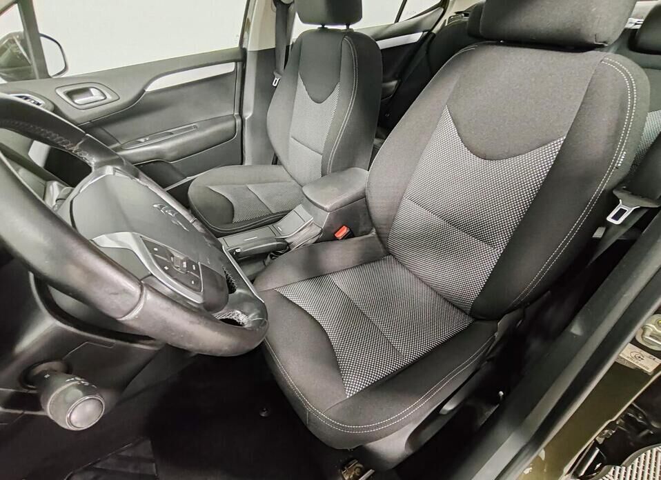 Citroen C4, II 1.6 AT (120 л.с.)