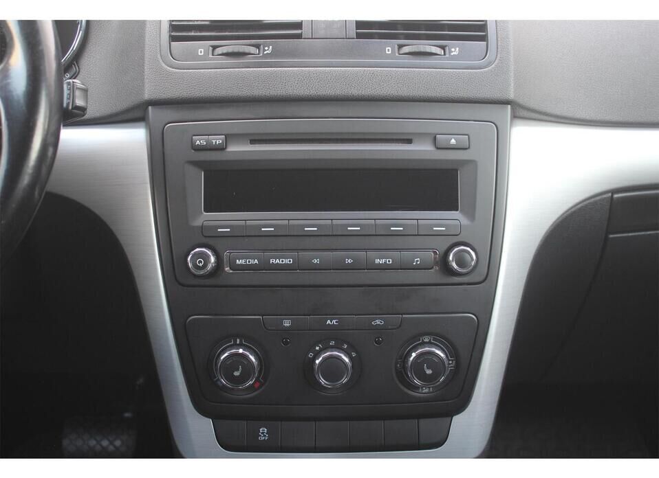 Skoda Yeti, I Рестайлинг 1.4 AMT (122 л.с.)